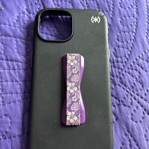 Speck iPhone 14/15 Black Phone Case with Purple Floral Grip